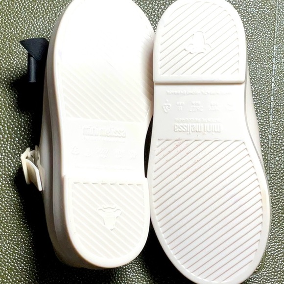 NWOB MINI MELISSA MAGGIE BOW BB ME 50837 BLACK/Cream SHOE - Picture 8 of 9